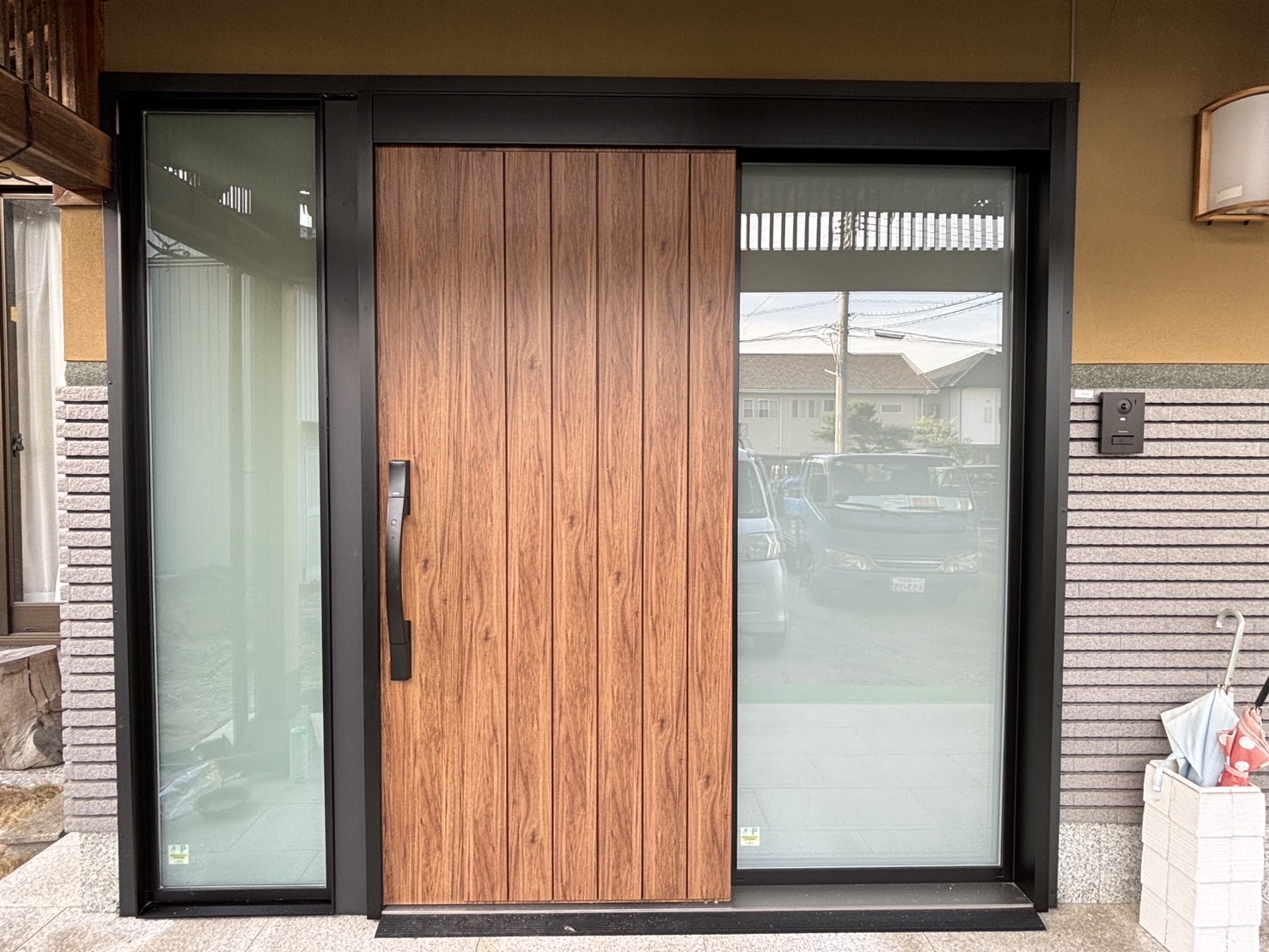 愛知県豊田市　戸建住宅　玄関引戸取替工事　LIXILエルムーブ